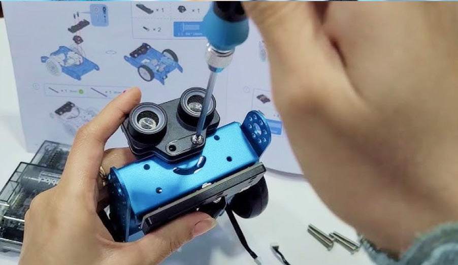 Real beginner-friendly robot