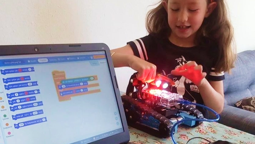 @ScienceArt in Nature.jpg__PID:498eedc6-905a-4582-9059-cb44aa5bb0bb